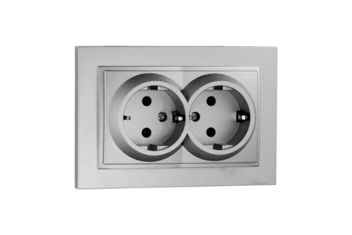 Розетка двойная с заземлением серебро Mono Electric Despina 102-212104-120